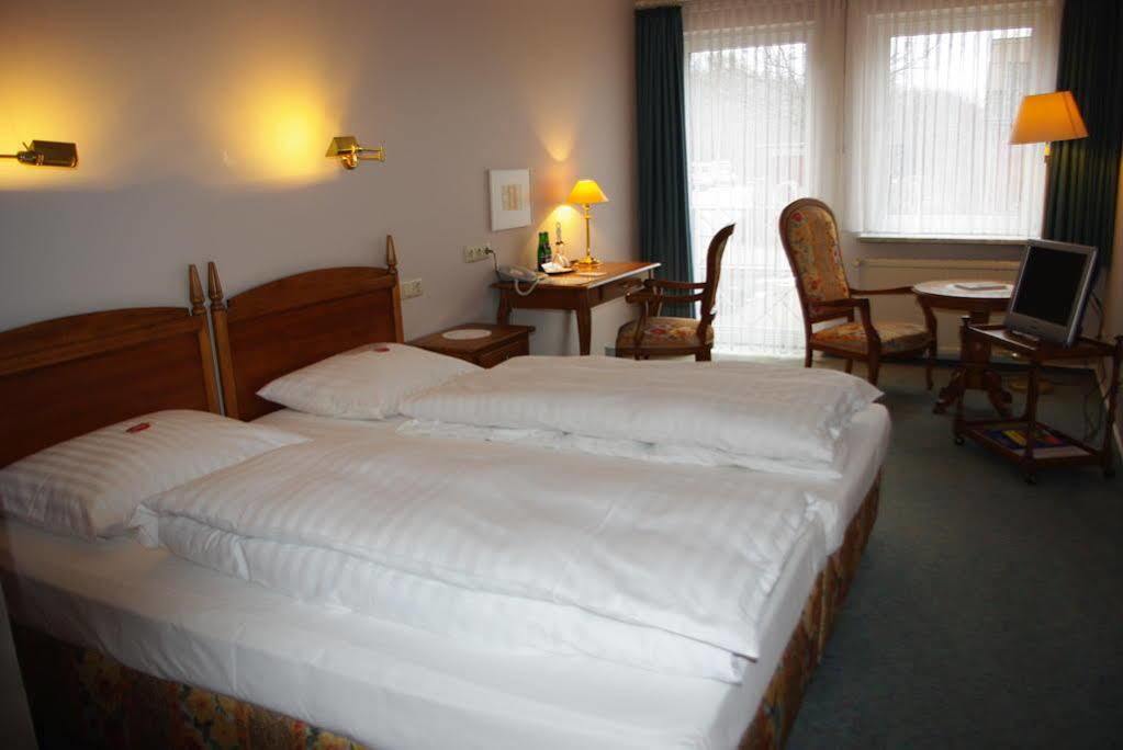Kino-Hotel Meyer Harsefeld Esterno foto